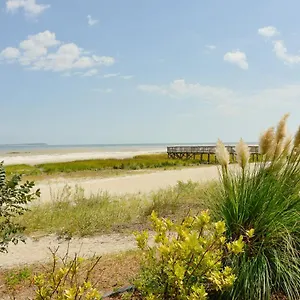  Apartment On Port Royal Sound 1321